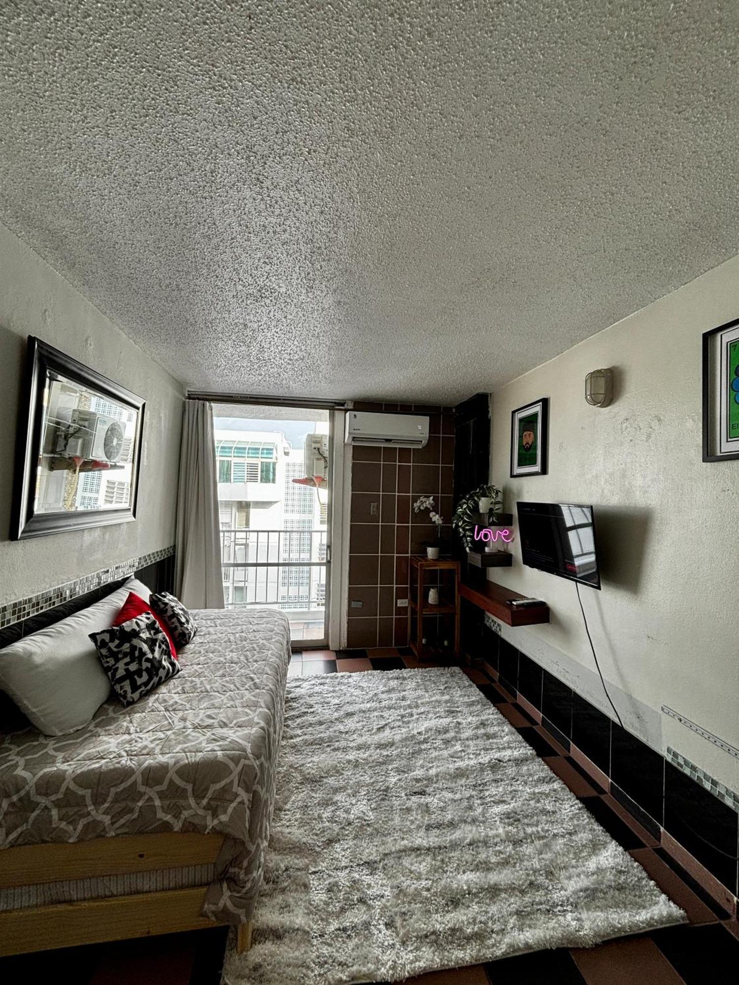Isla Verde Modern Apartment With Pool 산후안 외부 사진